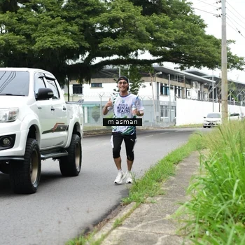 Runner Photo 8110815