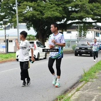 Runner Photo 8110863