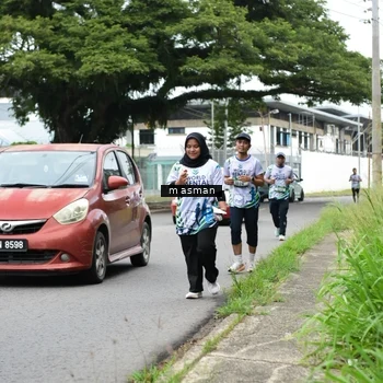 Runner Photo 8110892