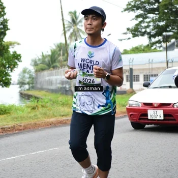 Runner Photo 8110902