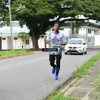 Runner Photo 8110920