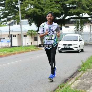 Runner Photo 8110921
