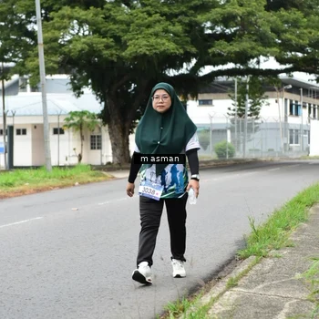 Runner Photo 8110936