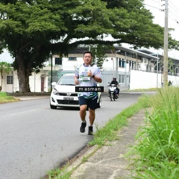 Runner Photo 8110937