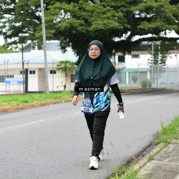 Runner Photo 8110940
