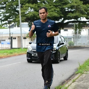 Runner Photo 8110945