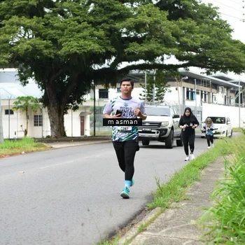 Runner Photo 8110951