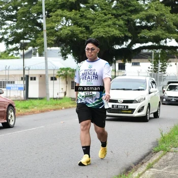 Runner Photo 8110981