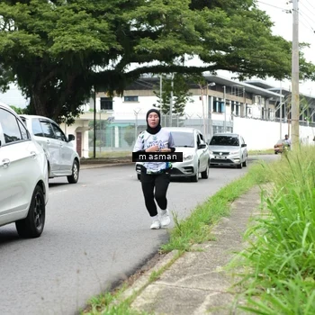 Runner Photo 8110983
