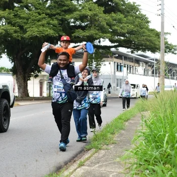Runner Photo 8111021