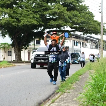 Runner Photo 8111022