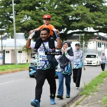 Runner Photo 8111031