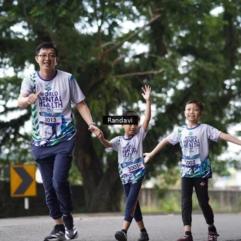 Runner Photo 8111039