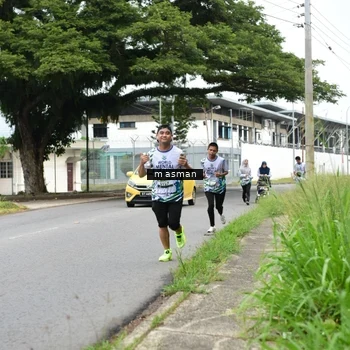 Runner Photo 8111130