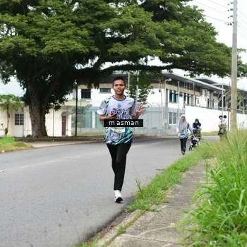 Runner Photo 8111140