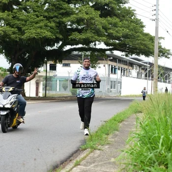 Runner Photo 8111343