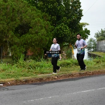Runner Photo 8111399