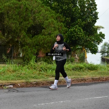 Runner Photo 8111446
