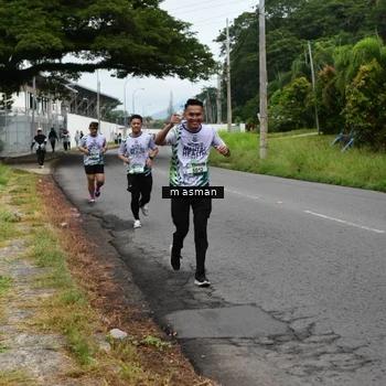 Runner Photo 8111539