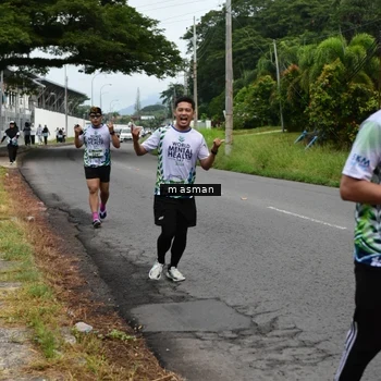 Runner Photo 8111546