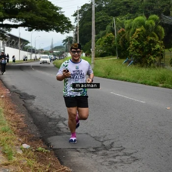Runner Photo 8111557