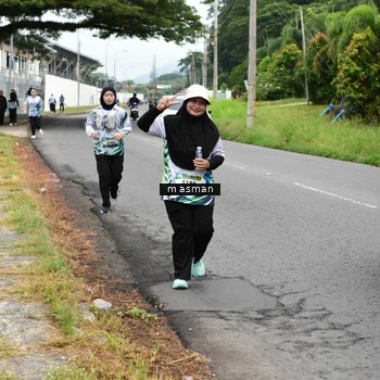 Runner Photo 8111626