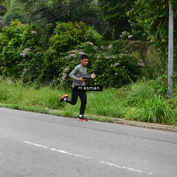 Runner Photo 8111649