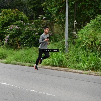 Runner Photo 8111653