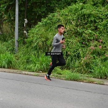 Runner Photo 8111663