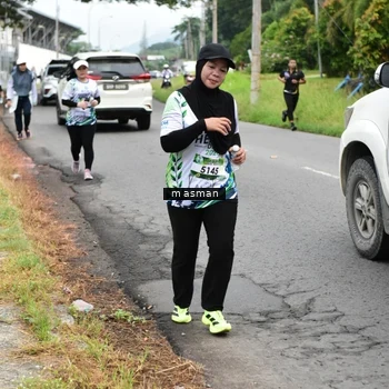 Runner Photo 8111695