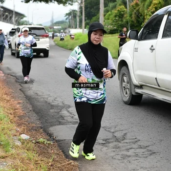 Runner Photo 8111696