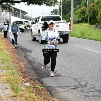 Runner Photo 8111698