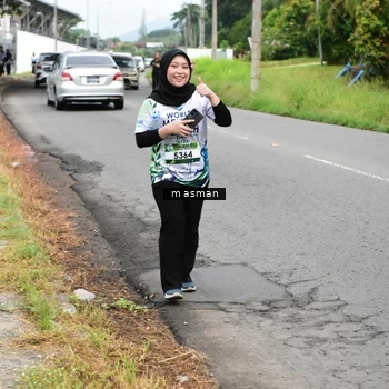 Runner Photo 8111749