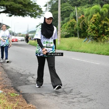 Runner Photo 8111945