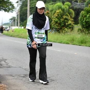 Runner Photo 8111946