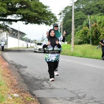 Runner Photo 8111973