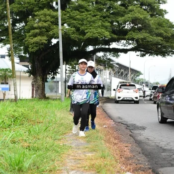 Runner Photo 8112035