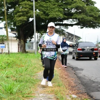 Runner Photo 8112039