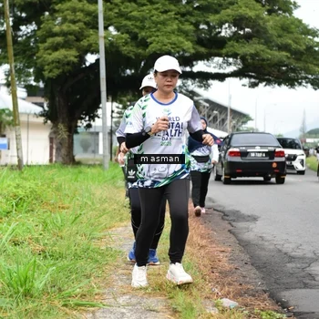Runner Photo 8112040