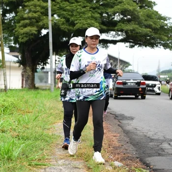 Runner Photo 8112043