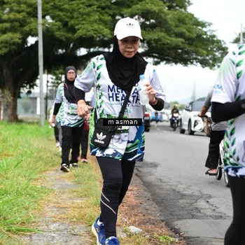 Runner Photo 8112044