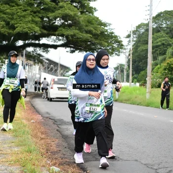 Runner Photo 8112071
