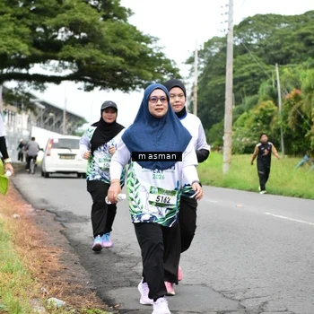 Runner Photo 8112073