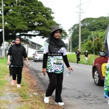 Runner Photo 8112098