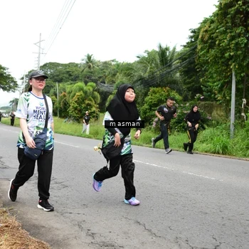 Runner Photo 8112118