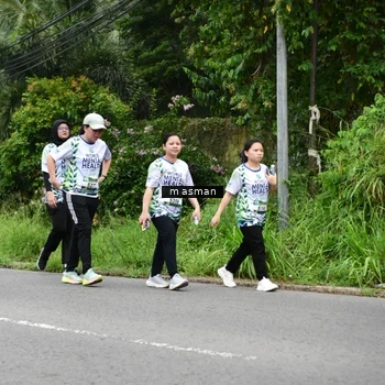 Runner Photo 8112176
