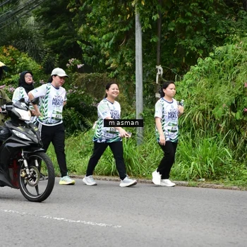 Runner Photo 8112180