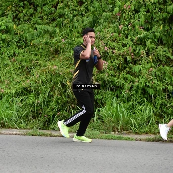 Runner Photo 8112196