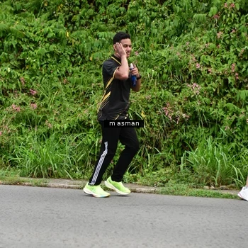 Runner Photo 8112200