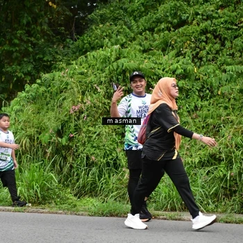 Runner Photo 8112203